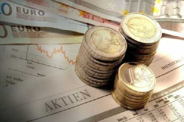 港股三大指数持续走高，科指涨超2%，哔哩哔哩涨超7%